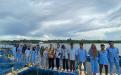 Bapak Kadis bersama siswa SMKN 1 Selat Nasik