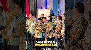 Embedded thumbnail for Gubernur Hidayat Arsani Terima Penghargaan Bidang Pendidikan